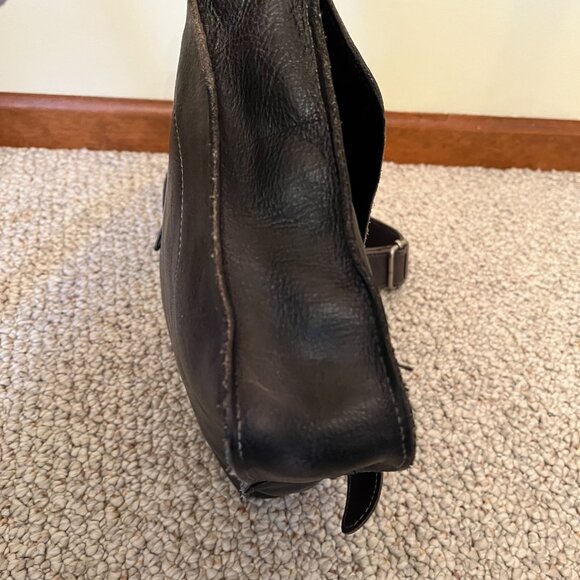 Bed Stu Leather Venice Beach Crossbody in Black Rustic, Good Used Condition - Picture 7 of 15
